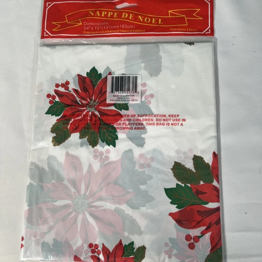 New- Christmas Poinsettia Waterproof‎ Plastic Table Cover Holiday 54 x 72